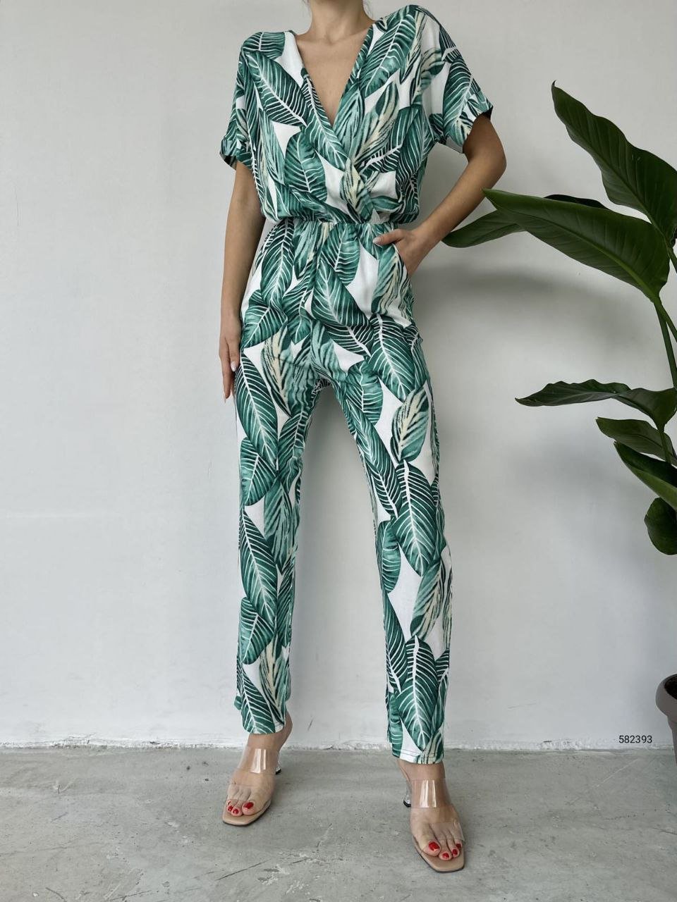 Kadın Kruvaze Detay V Yaka Beli Lastikli Yaprak Detay Tulum